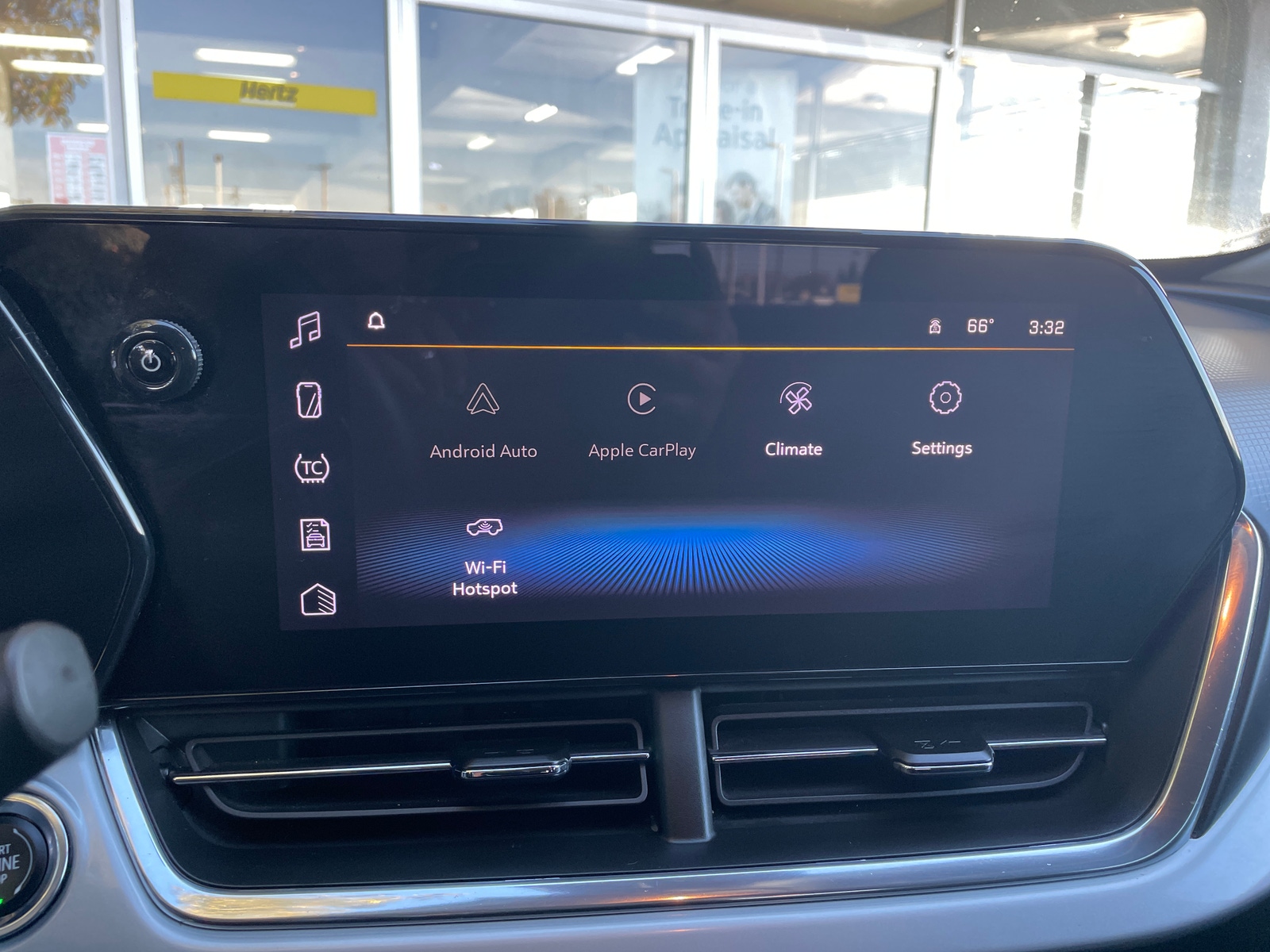 Thumbnail: 2025 Chevrolet Trax - 4