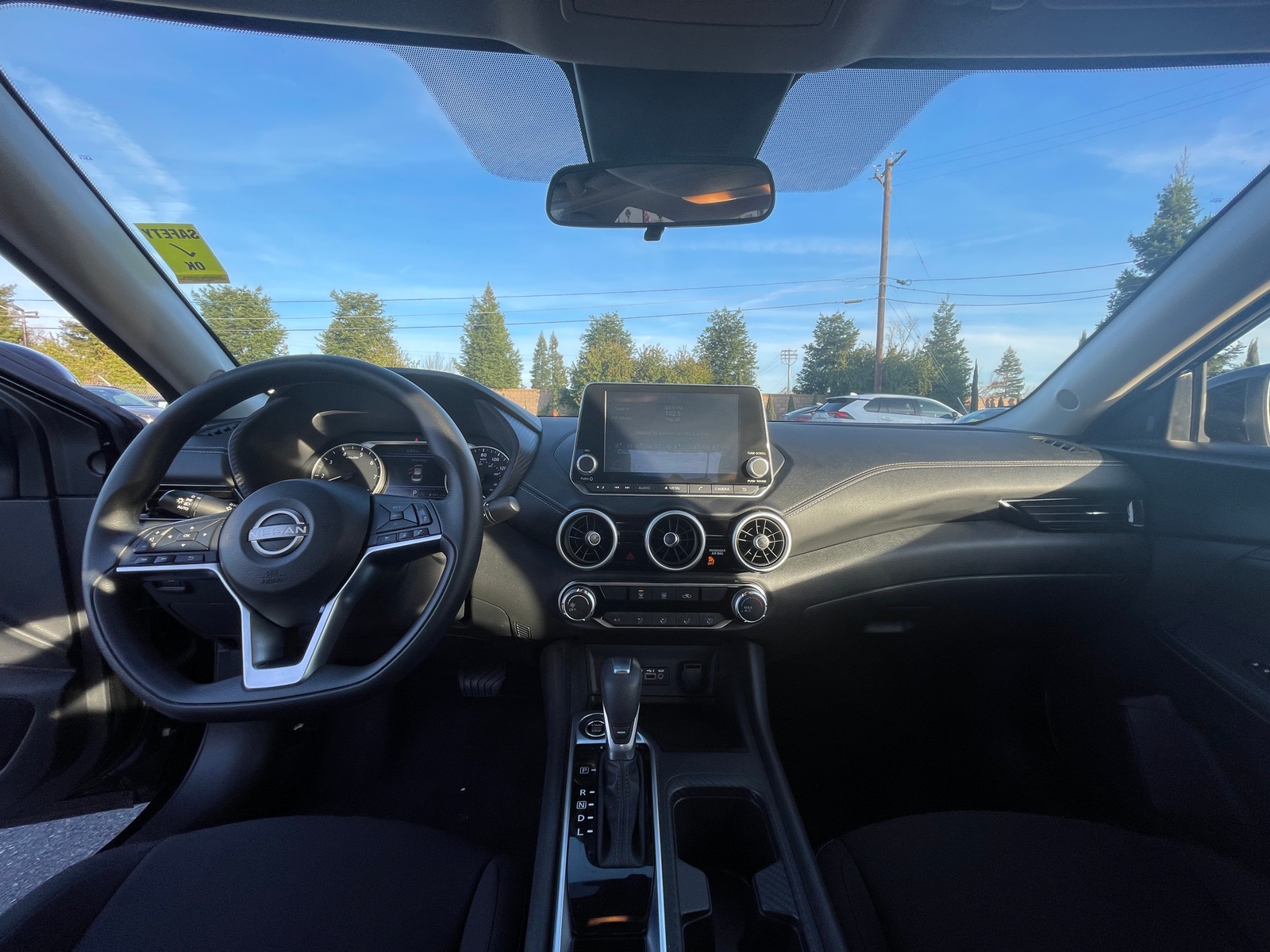 Thumbnail: 2025 Nissan Sentra - 3