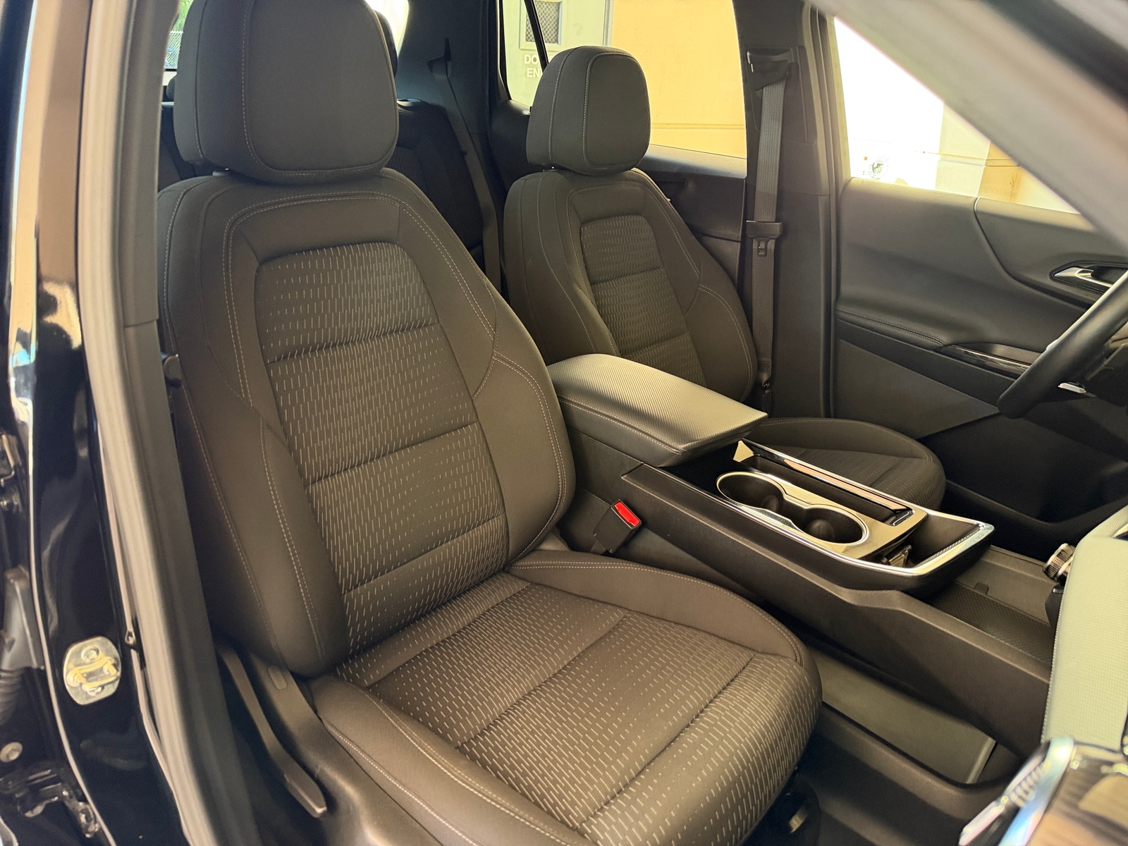 Thumbnail: 2025 Chevrolet Equinox - 2