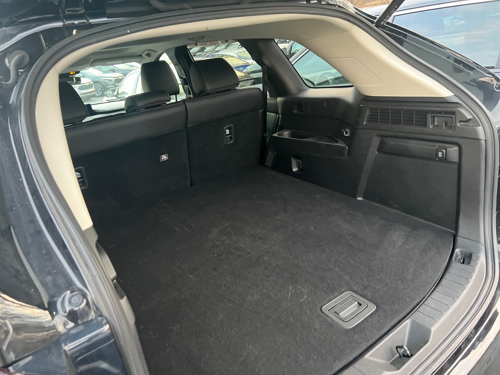 Thumbnail: 2025 Mazda CX-70 - 4