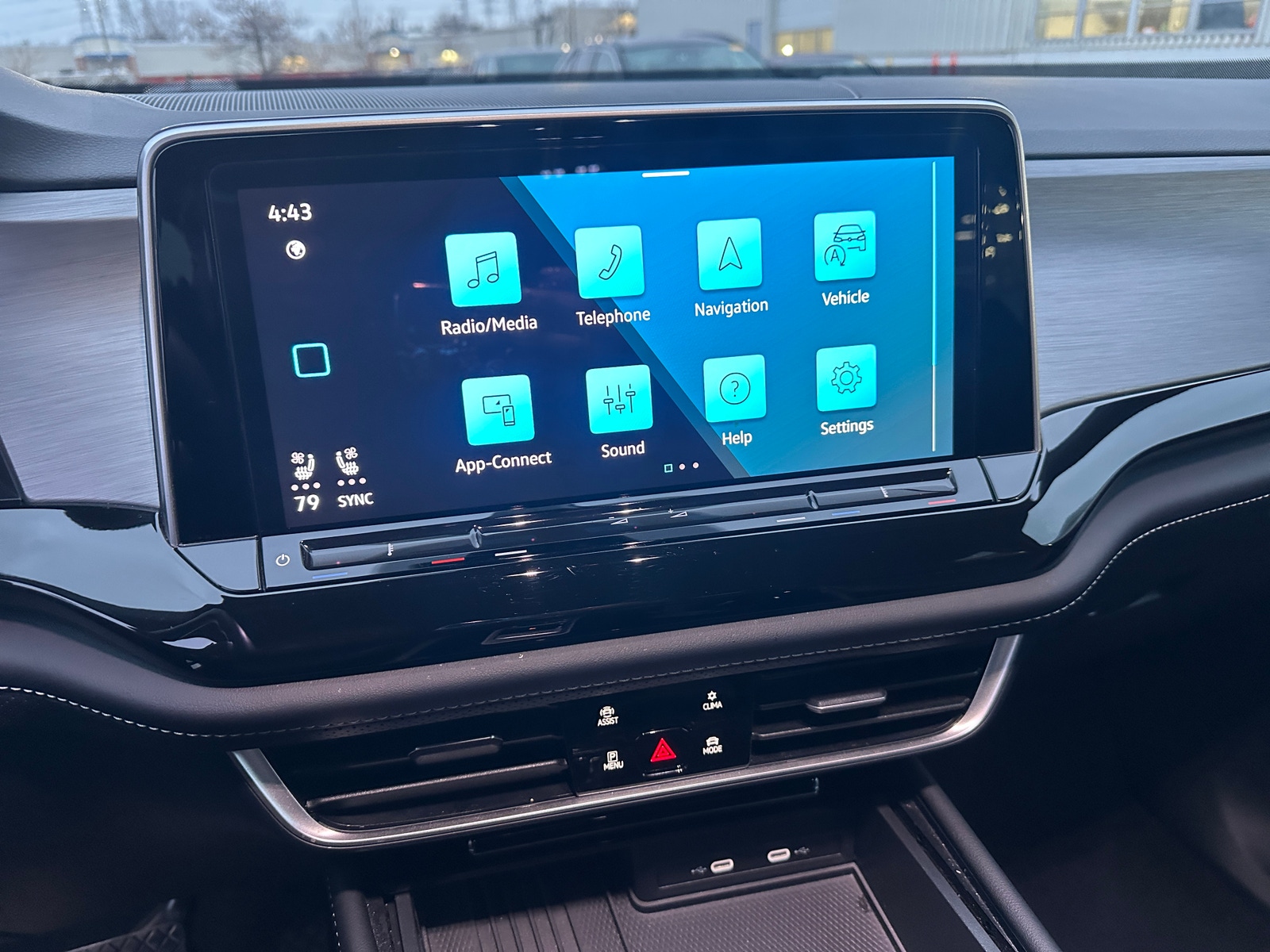 Thumbnail: 2025 Volkswagen Atlas - 3