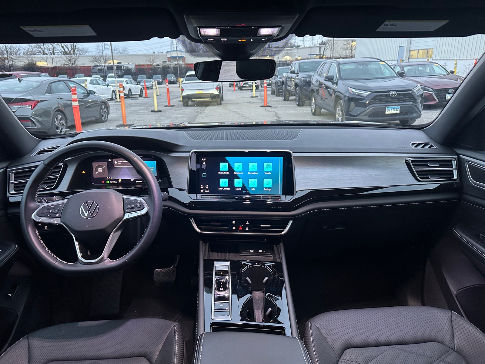 Thumbnail: 2025 Volkswagen Atlas - 2