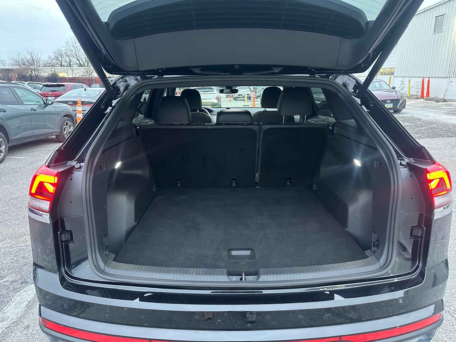 Thumbnail: 2025 Volkswagen Atlas - 5