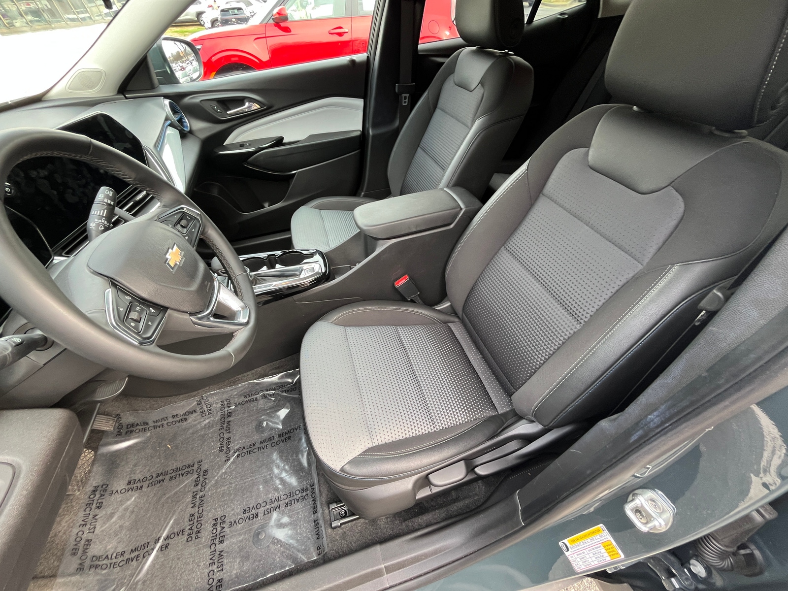 Thumbnail: 2025 Chevrolet Trax - 2