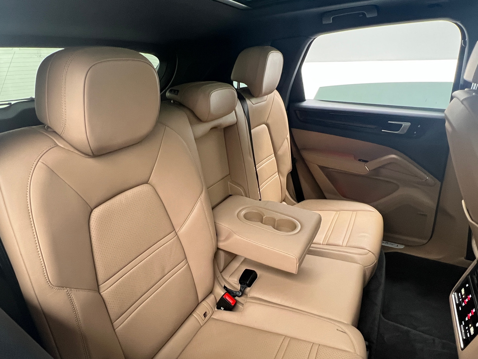 Thumbnail: 2019 Porsche Cayenne - 5