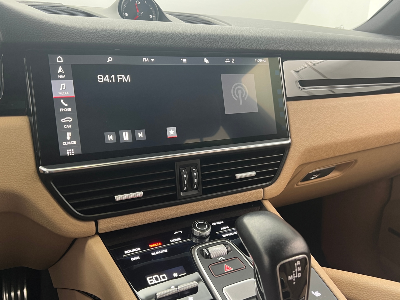 Thumbnail: 2019 Porsche Cayenne - 3