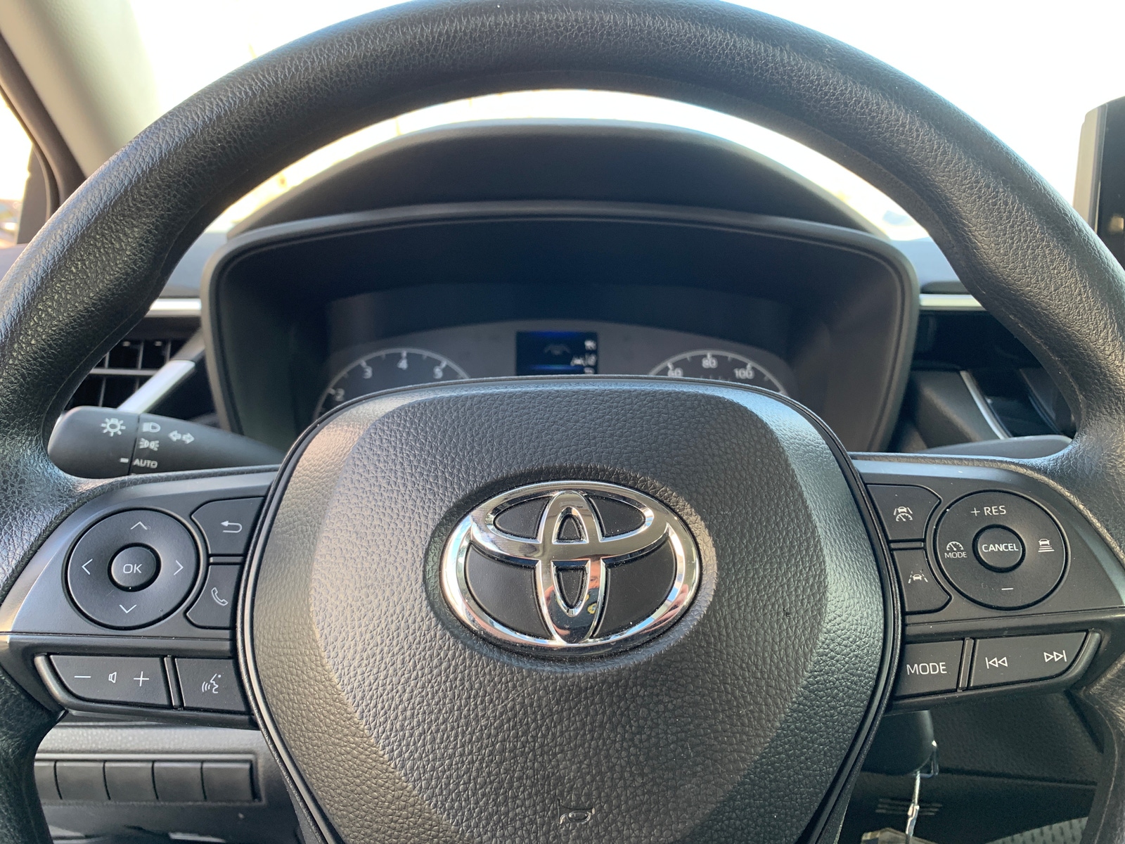 Thumbnail: 2025 Toyota Corolla - 5