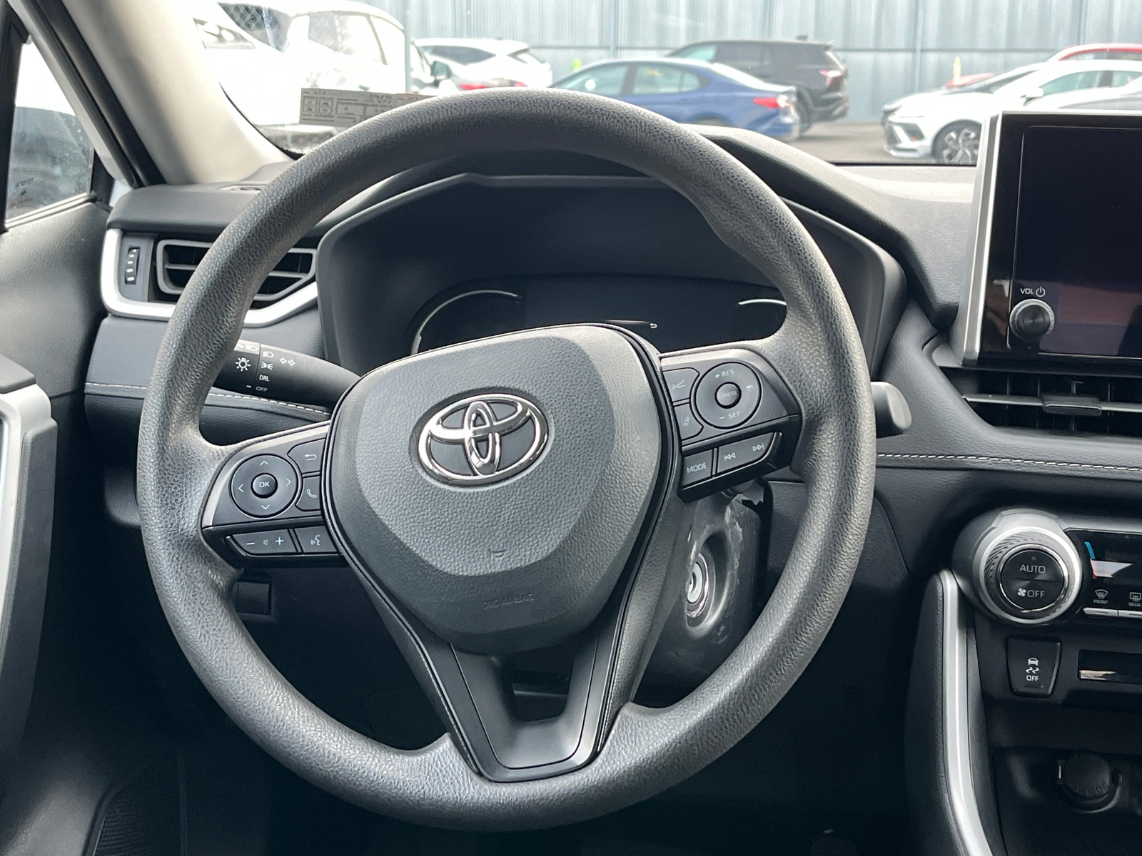 Thumbnail: 2025 Toyota RAV4 - 5