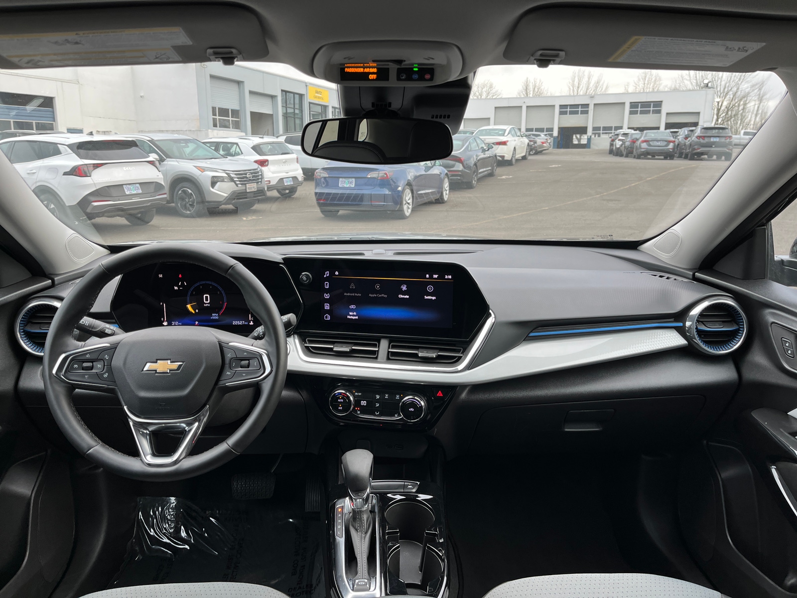 Thumbnail: 2025 Chevrolet Trax - 3
