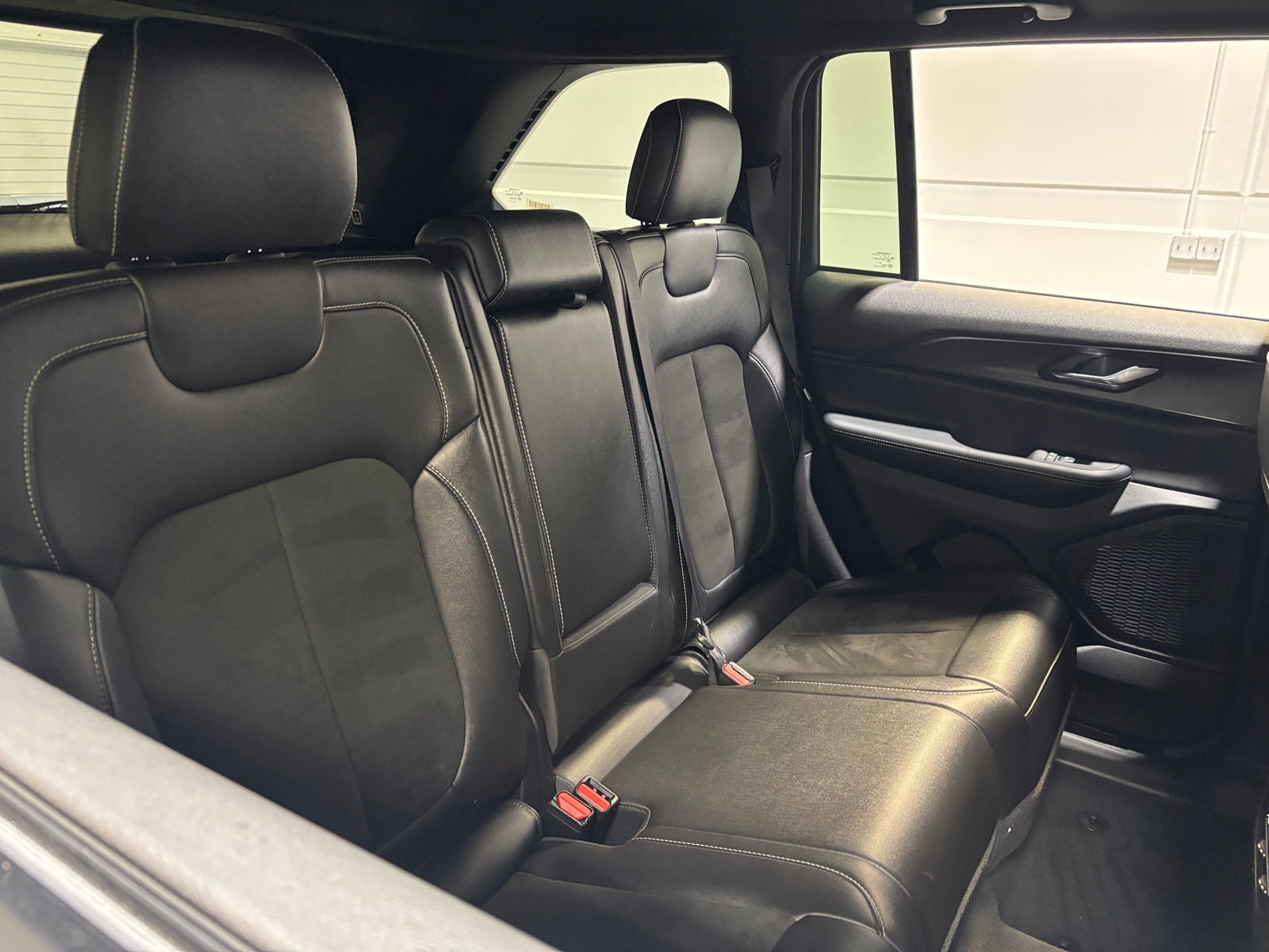 Thumbnail: 2024 Jeep Grand Cherokee - 5