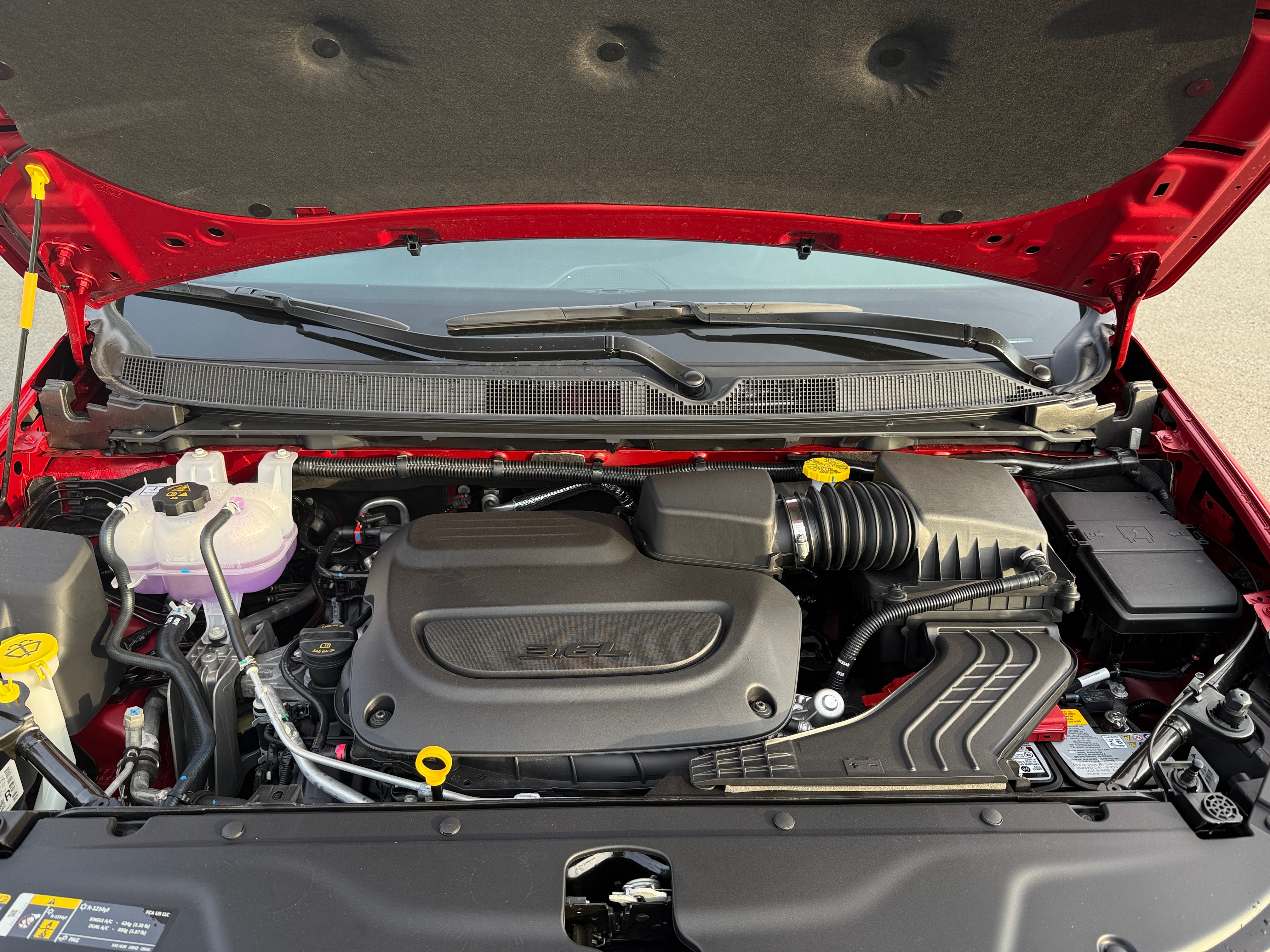 2026 Chrysler Pacifica Select's photo