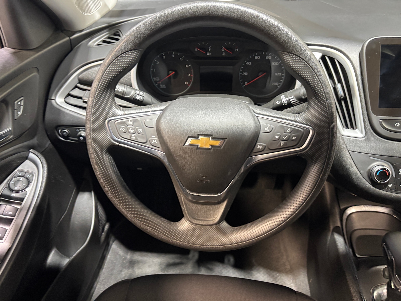 Thumbnail: 2024 Chevrolet Malibu - 5