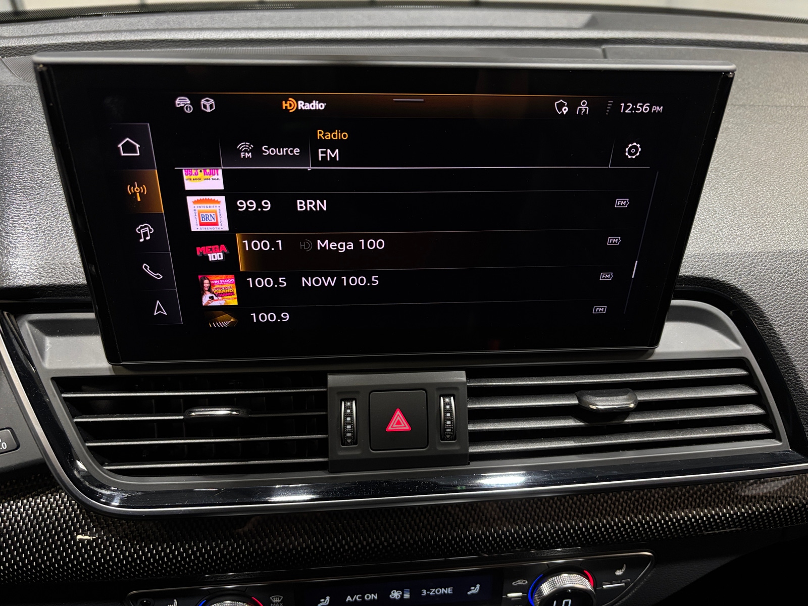 Thumbnail: 2024 Audi SQ5 - 3