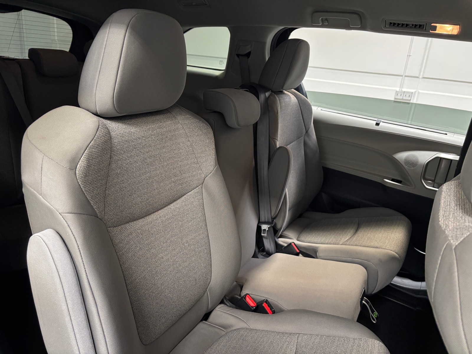 Thumbnail: 2024 Toyota Sienna - 6