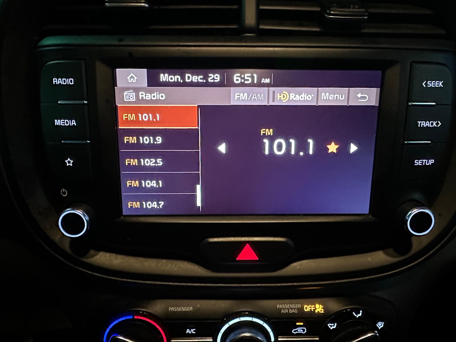 Thumbnail: 2023 Kia Soul - 4