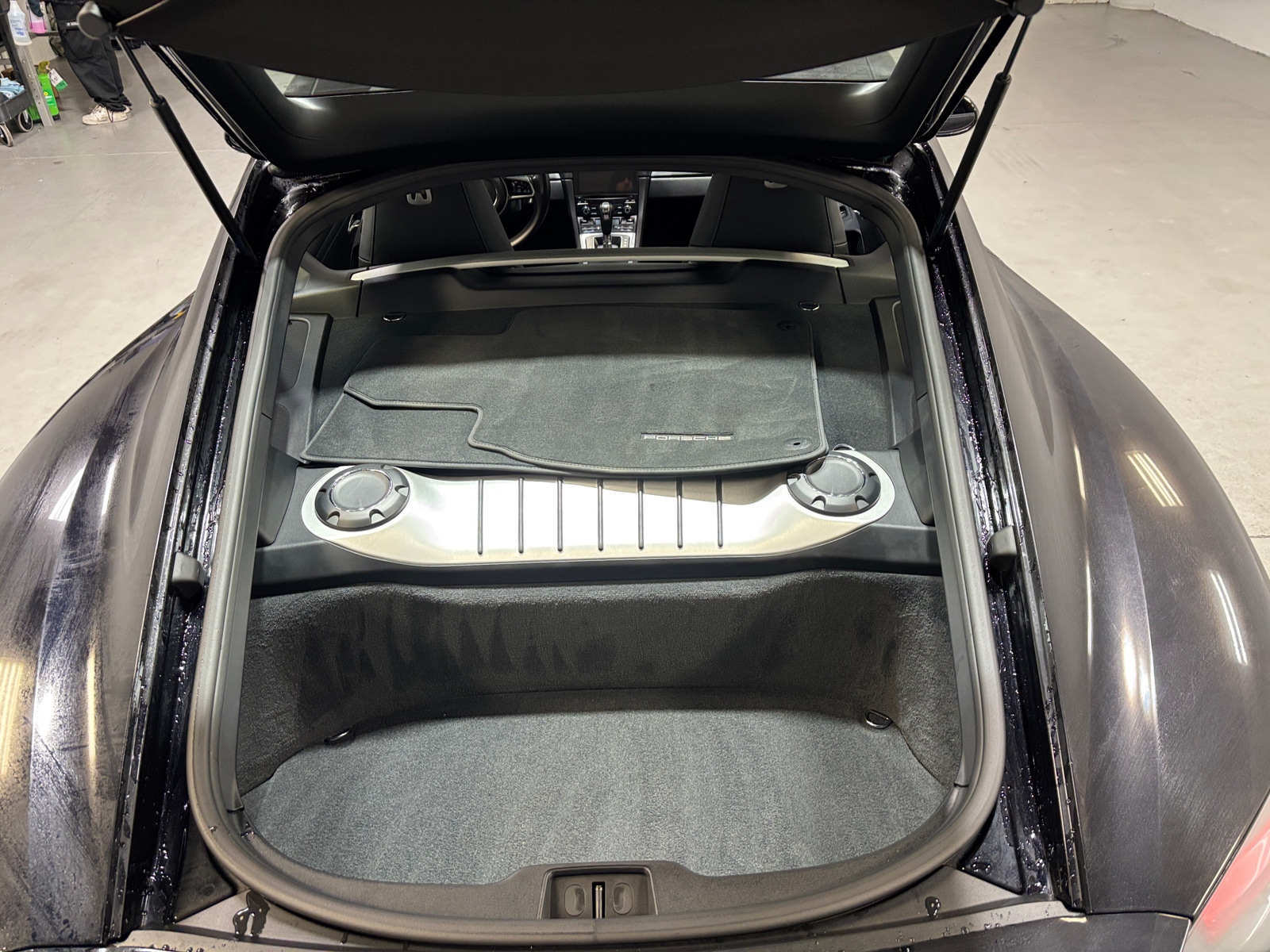 Thumbnail: 2019 Porsche 718 Cayman - 4