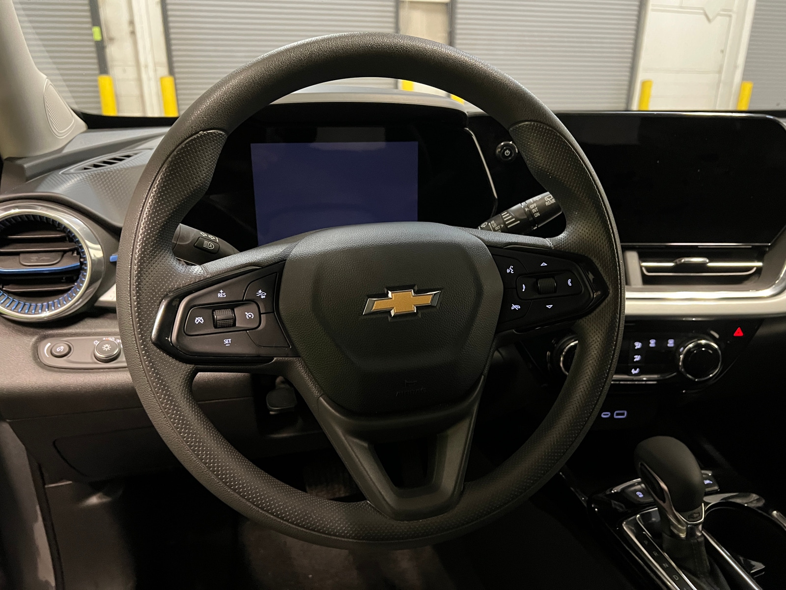 Thumbnail: 2025 Chevrolet Trax - 5