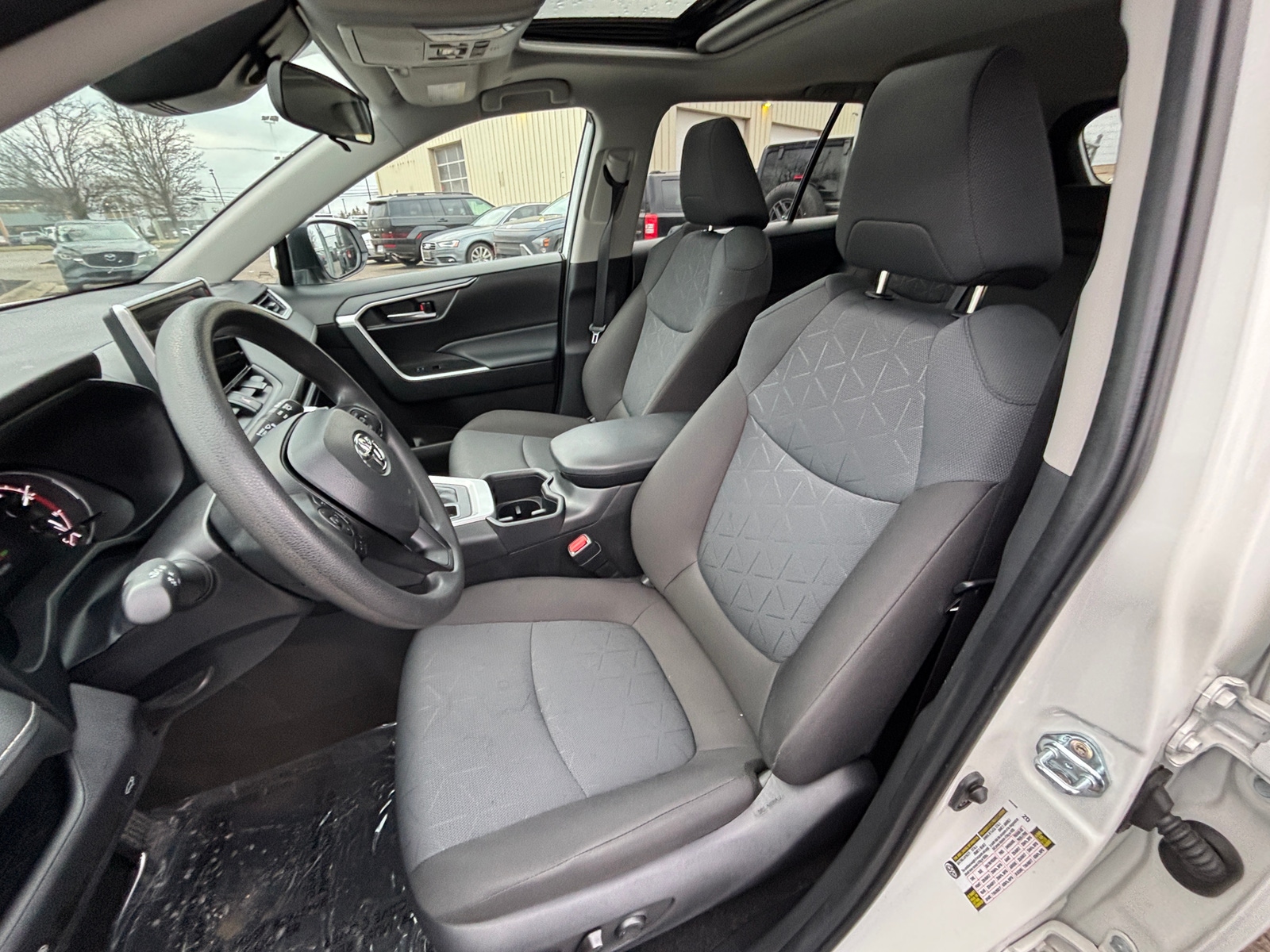 Thumbnail: 2025 Toyota RAV4 - 2