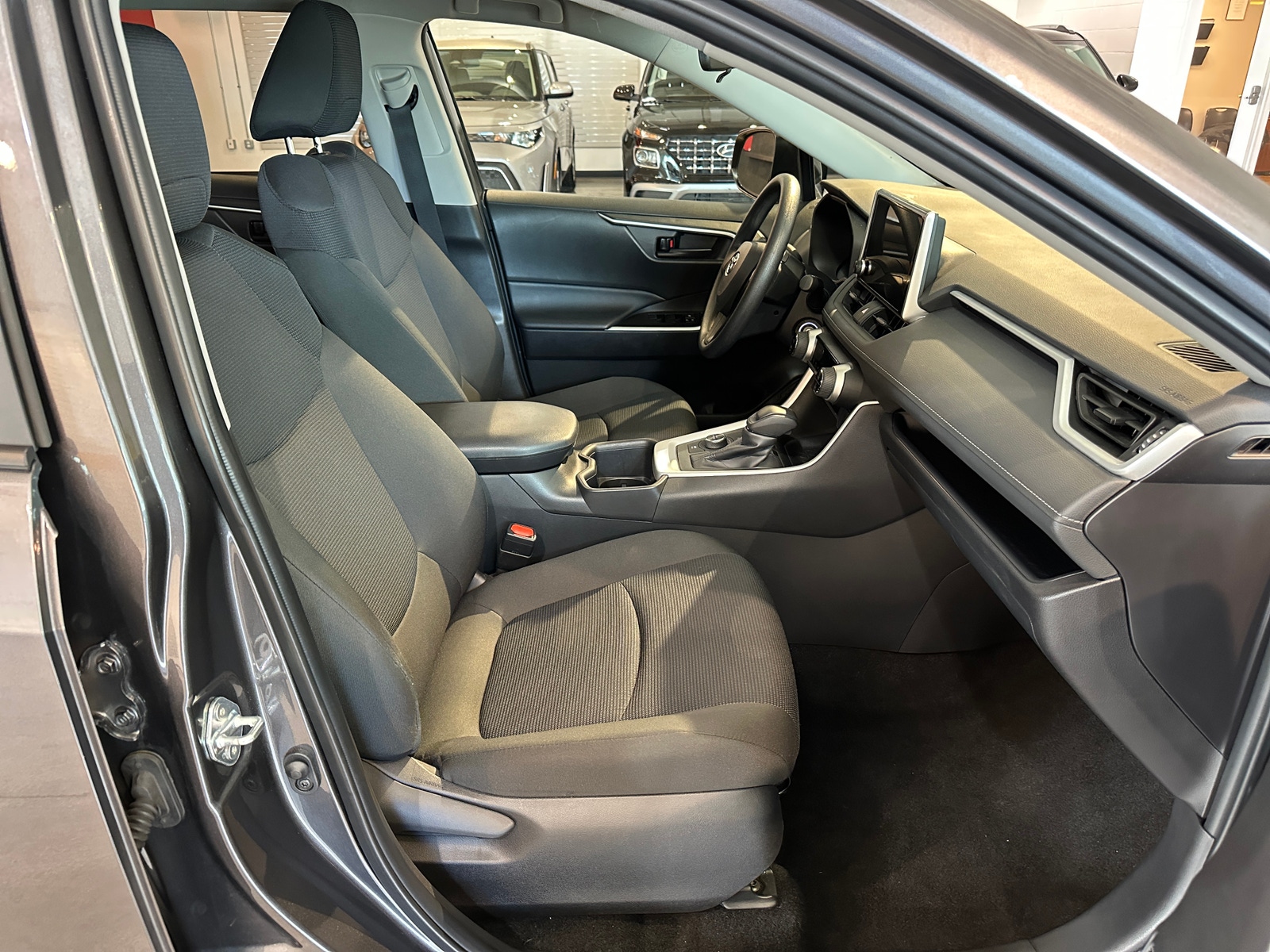 Thumbnail: 2025 Toyota RAV4 - 2