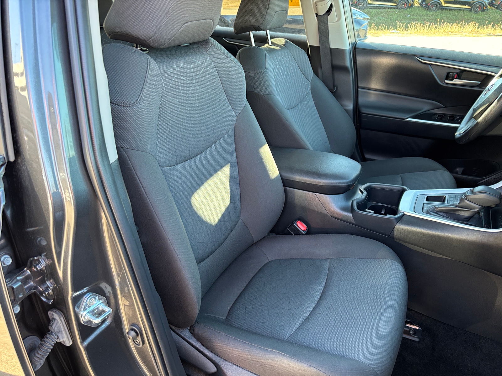 Thumbnail: 2025 Toyota RAV4 - 2