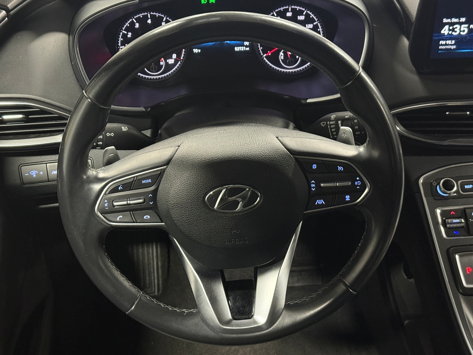 Thumbnail: 2023 Hyundai Santa Fe - 5