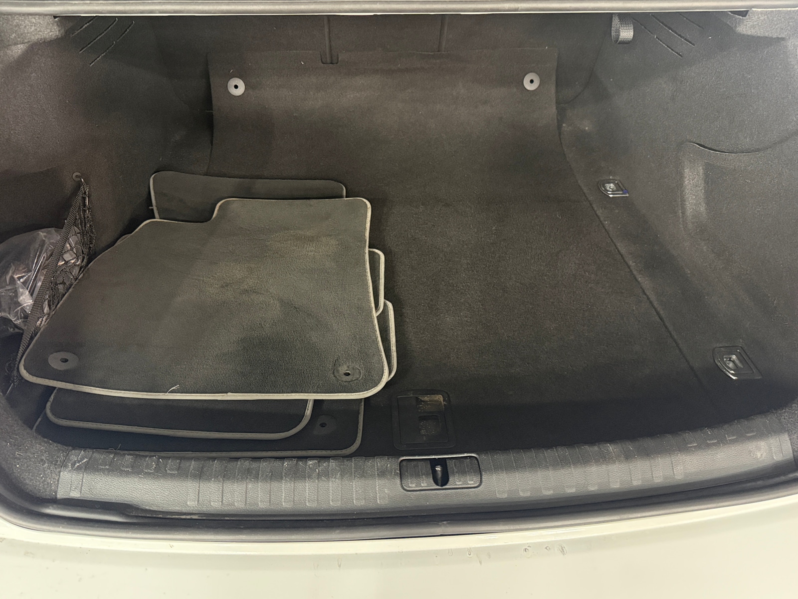 Thumbnail: 2019 Audi A6 - 6