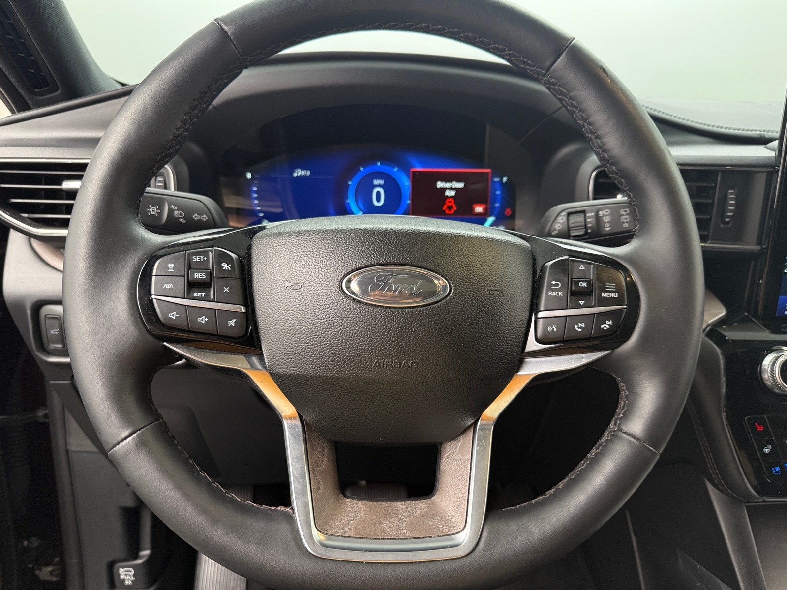 Thumbnail: 2023 Ford Explorer - 4