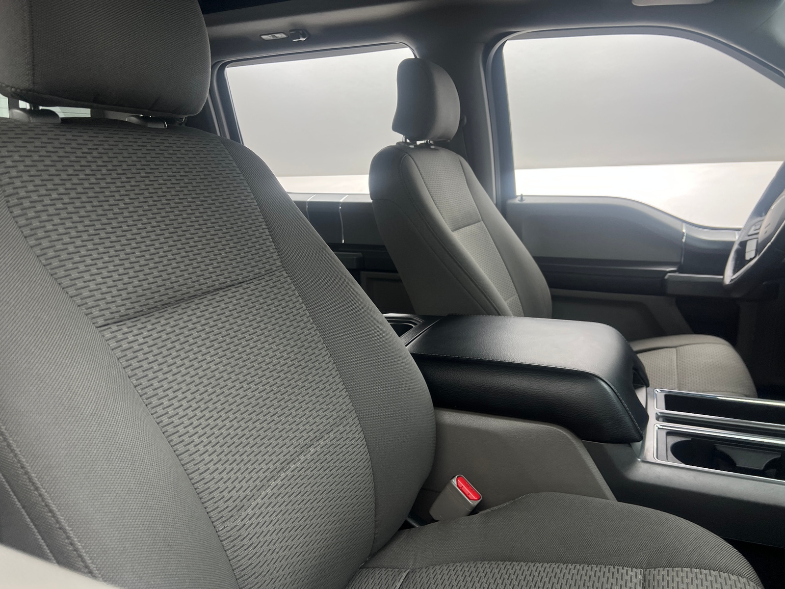 Thumbnail: 2016 Ford Econoline - 2