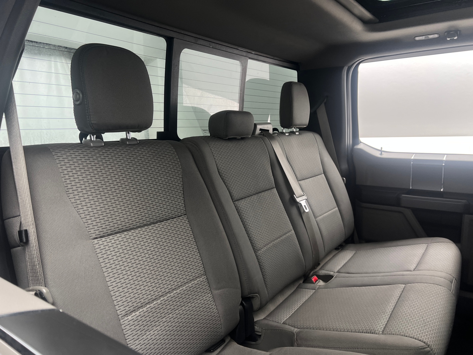 Thumbnail: 2016 Ford Econoline - 6