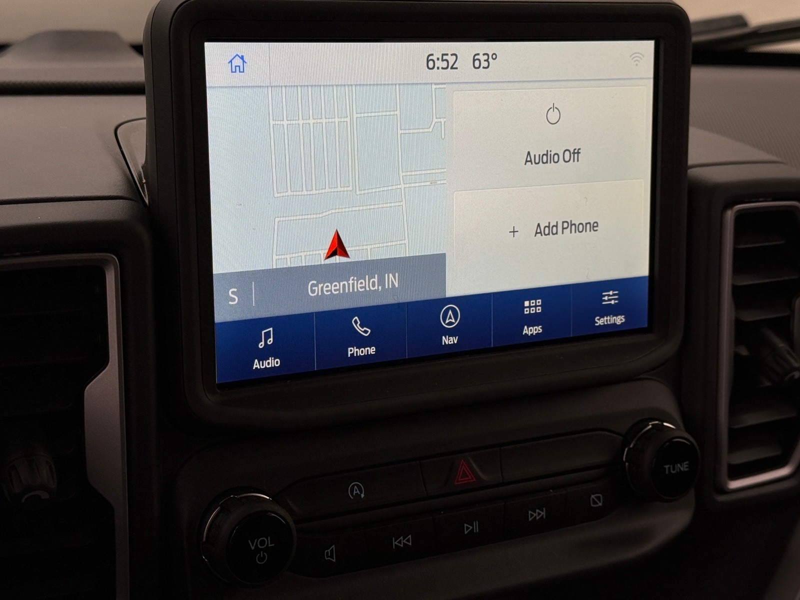 Thumbnail: 2024 Ford Bronco Sport - 4