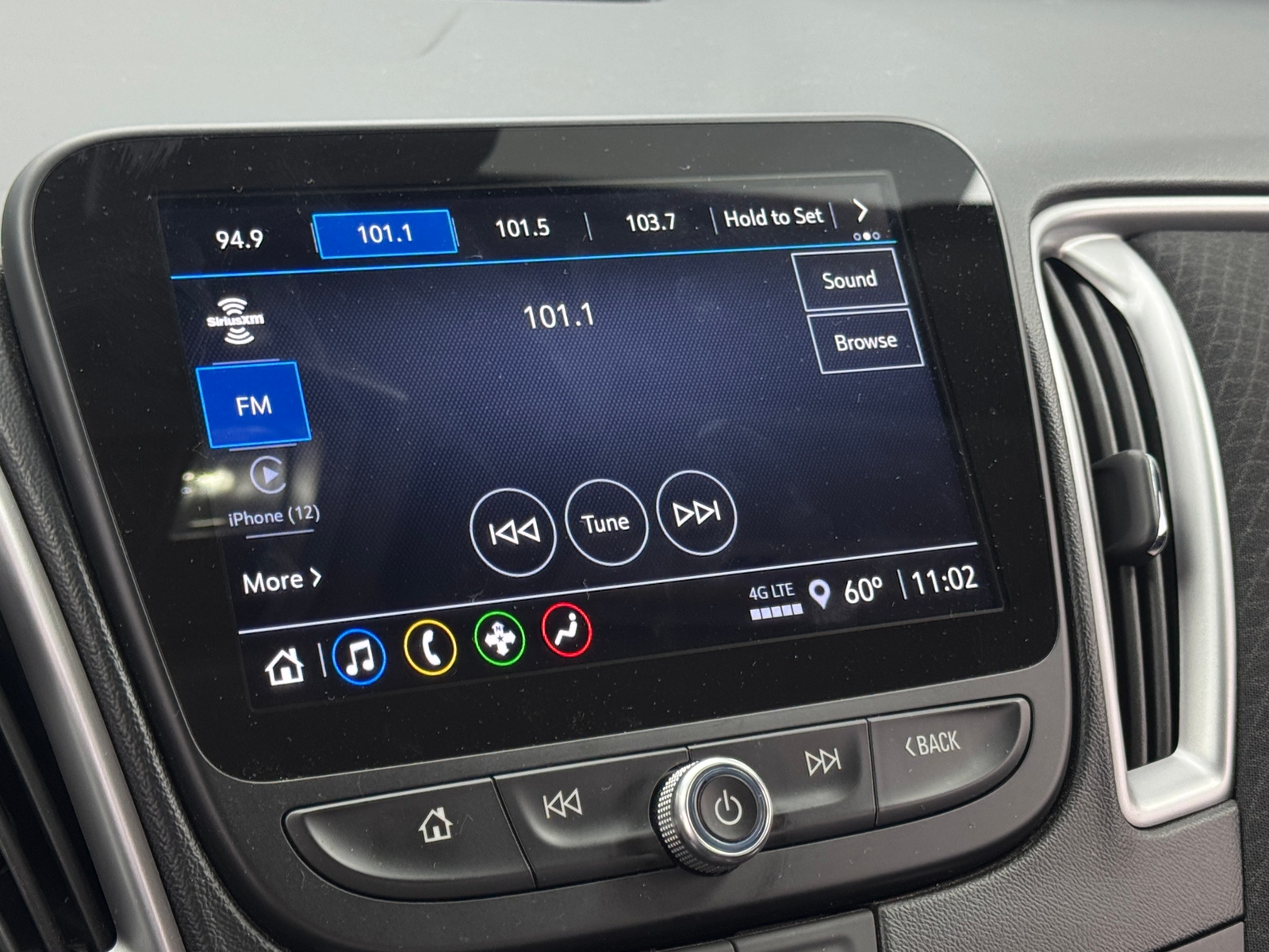 Thumbnail: 2024 Chevrolet Malibu - 4