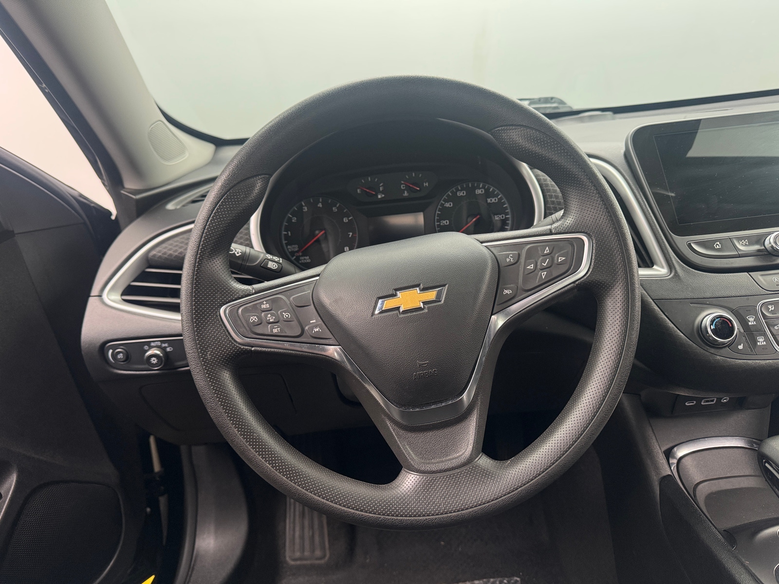 Thumbnail: 2024 Chevrolet Malibu - 5