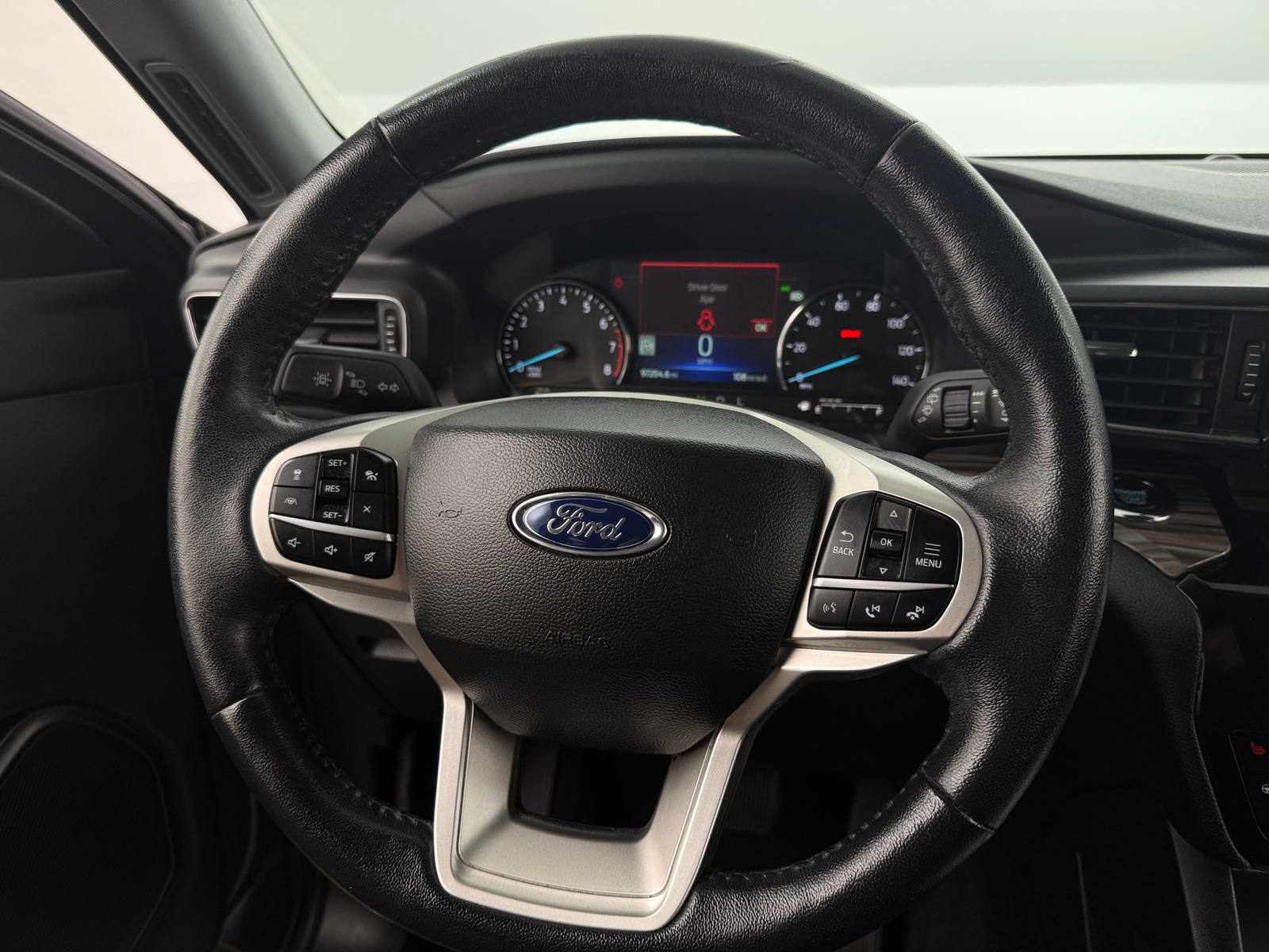 Thumbnail: 2022 Ford Explorer - 4