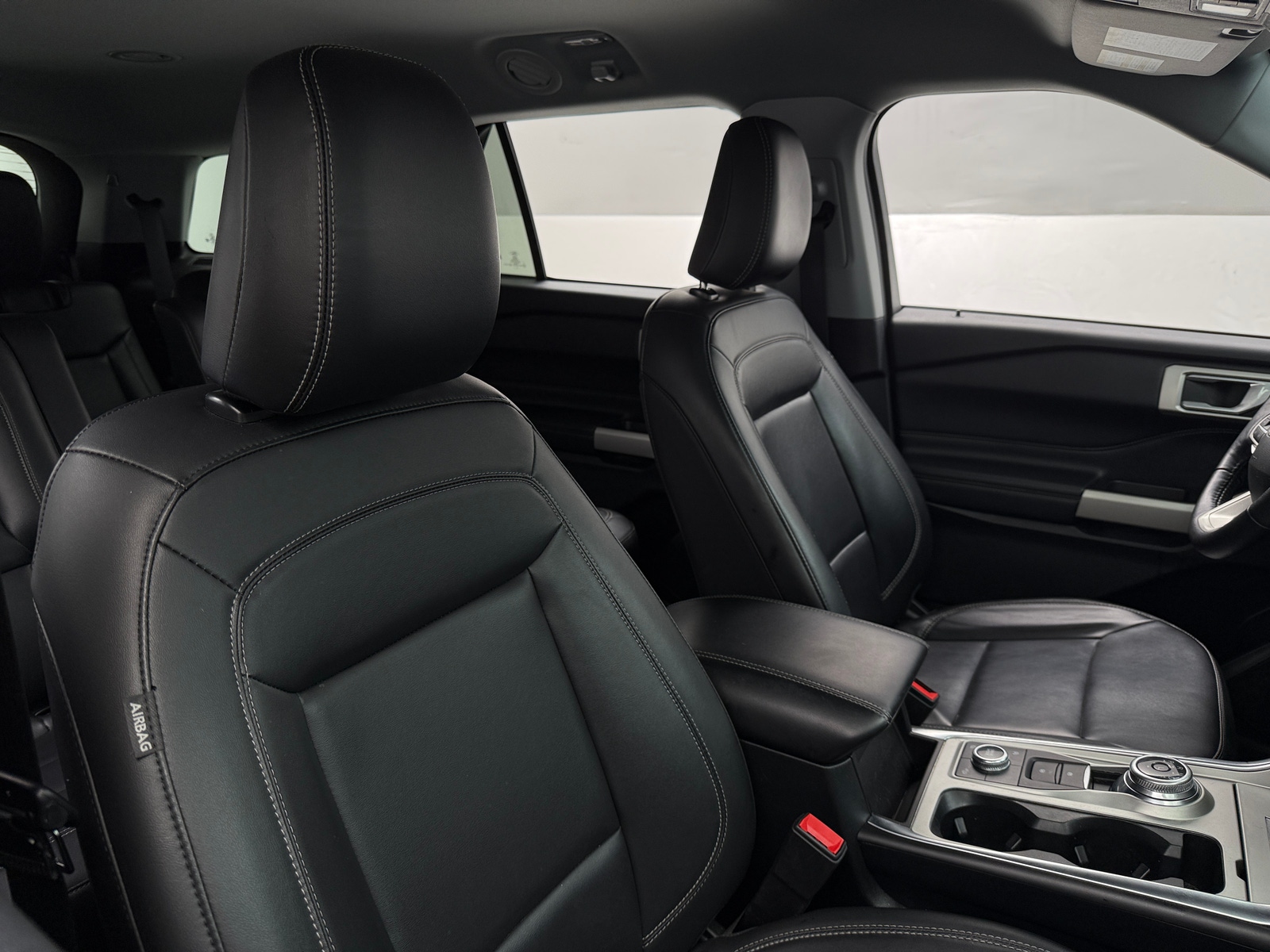 Thumbnail: 2022 Ford Explorer - 2