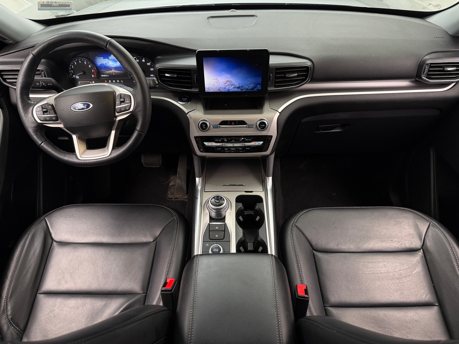 Thumbnail: 2022 Ford Explorer - 3