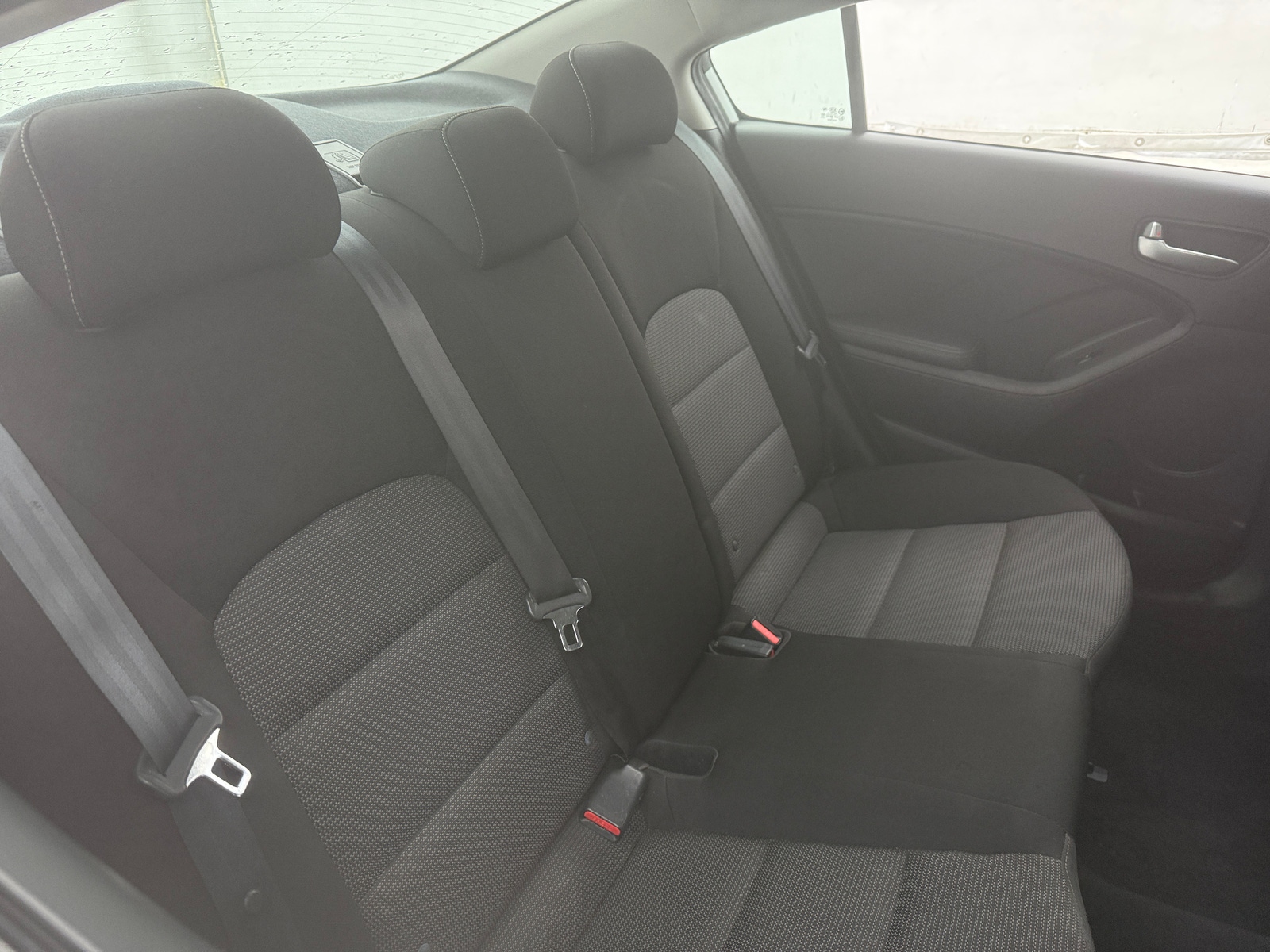 Thumbnail: 2017 Kia Forte - 6