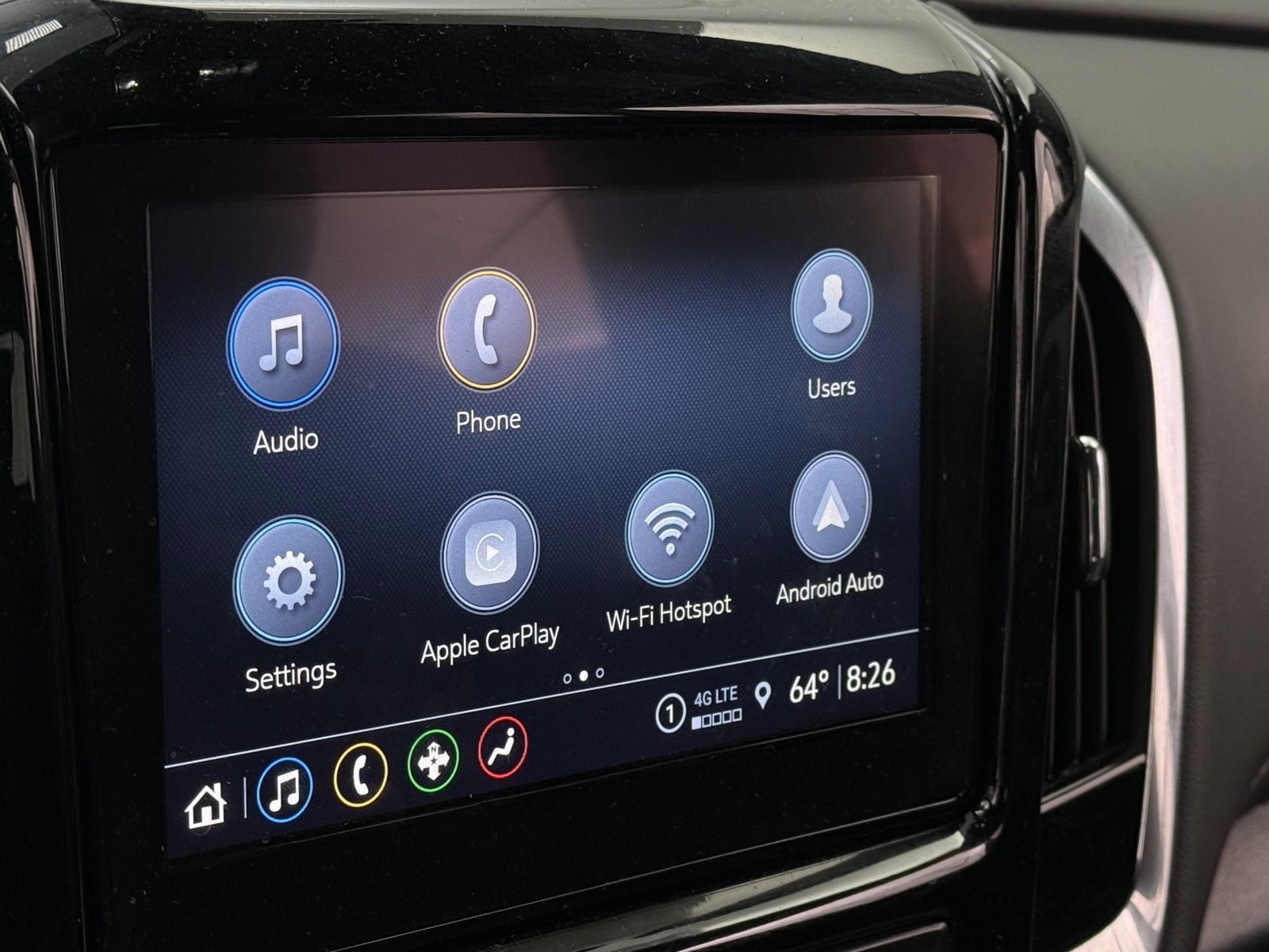 Thumbnail: 2023 Chevrolet Traverse - 4