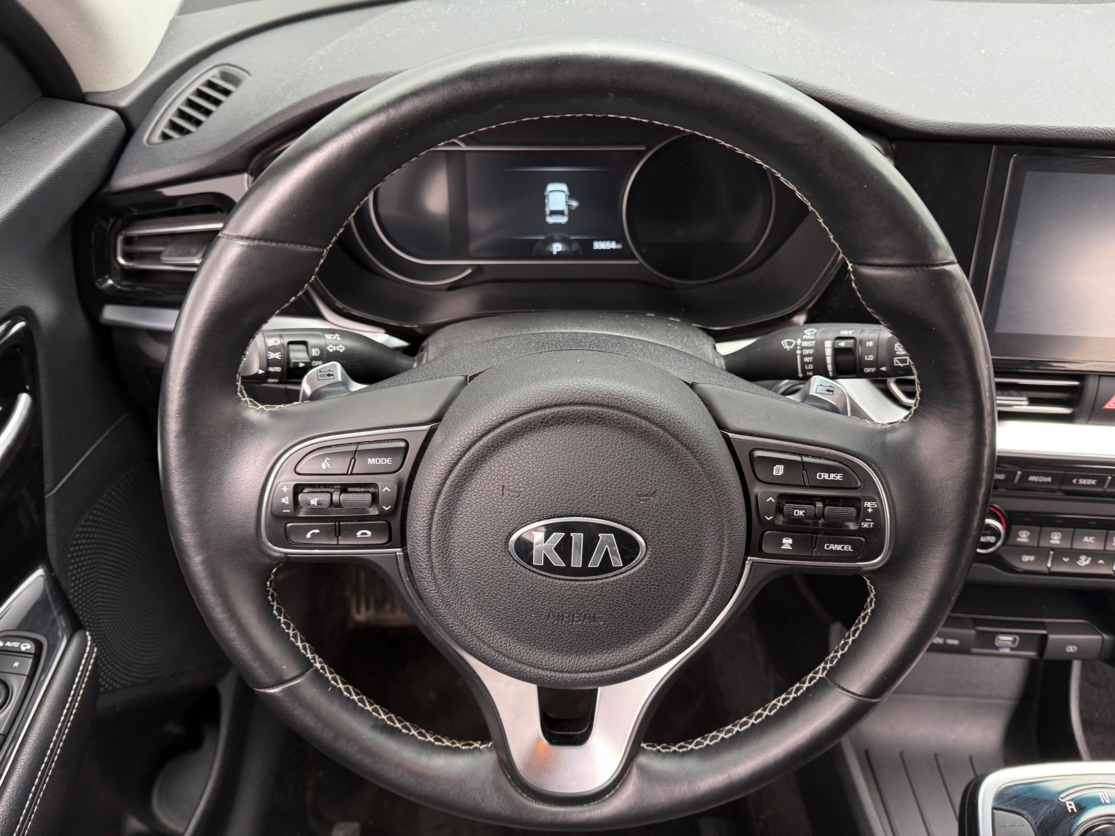 Thumbnail: 2021 Kia Niro - 4