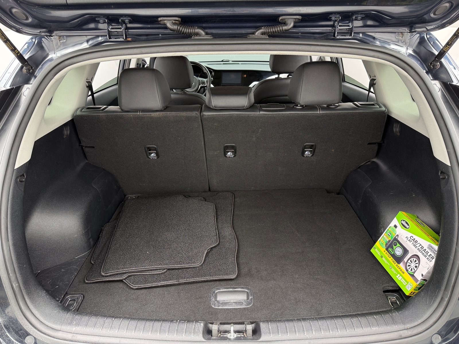 Thumbnail: 2021 Kia Niro - 6