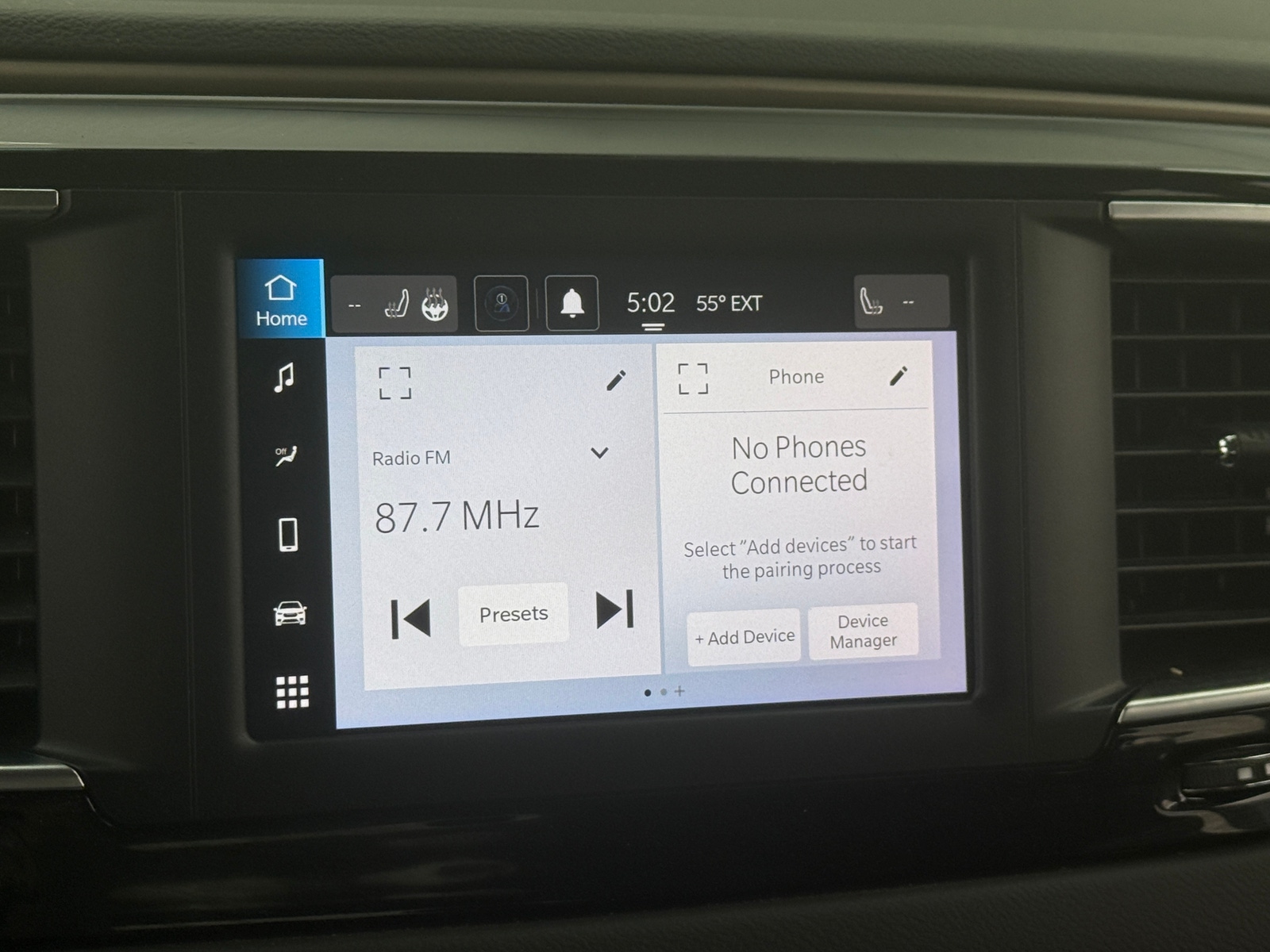 Thumbnail: 2024 Chrysler Voyager - 4