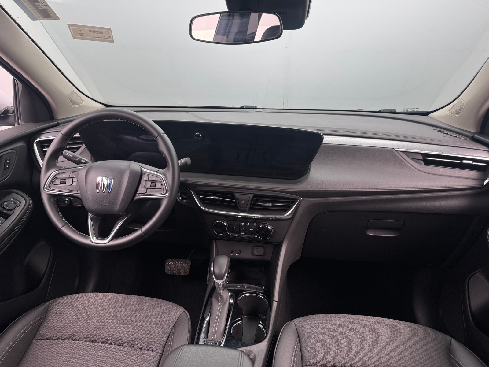 Thumbnail: 2025 Buick Encore GX - 3