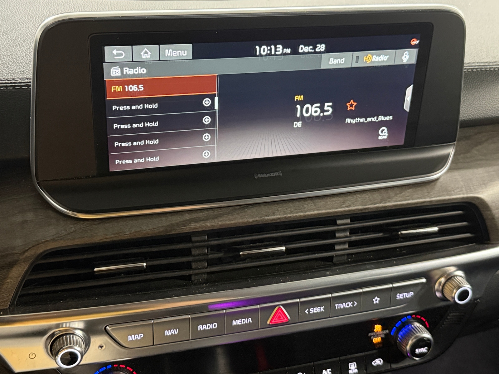 Thumbnail: 2021 Kia Telluride - 3