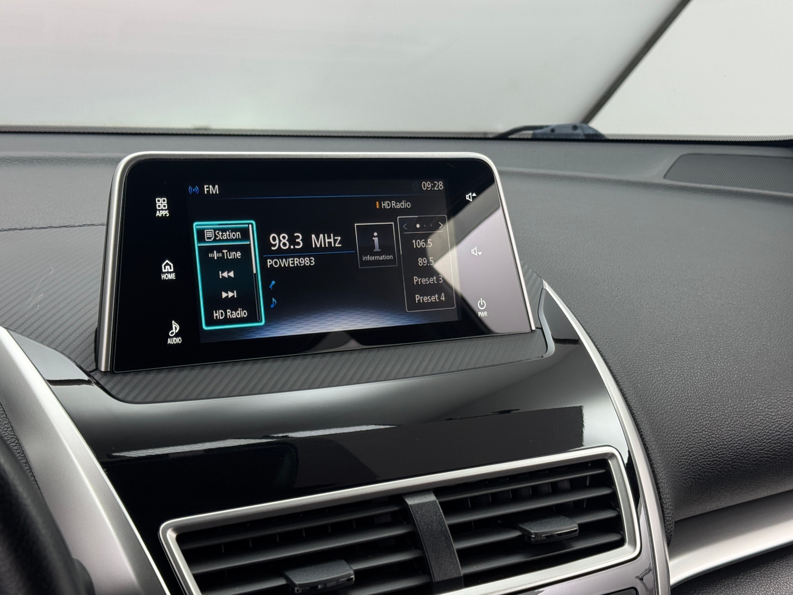 Thumbnail: 2020 Mitsubishi Eclipse Cross - 3