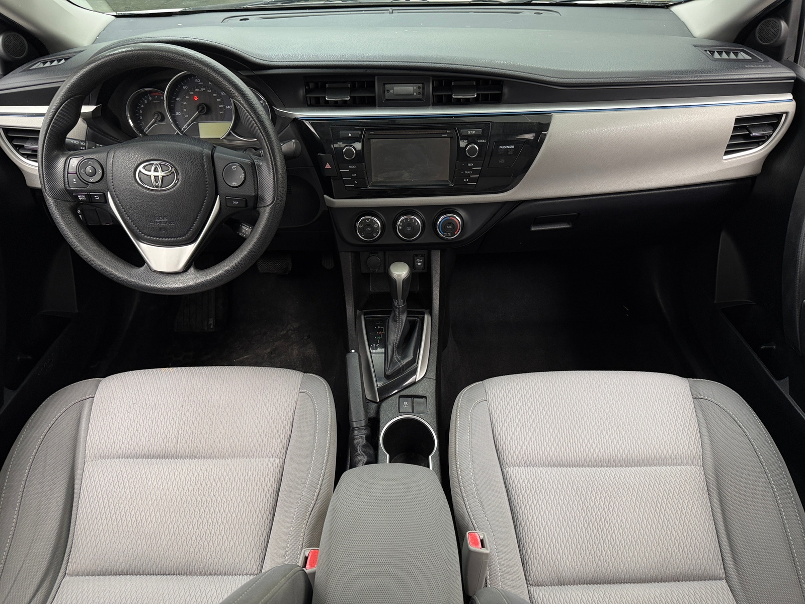 Thumbnail: 2015 Toyota Corolla - 3