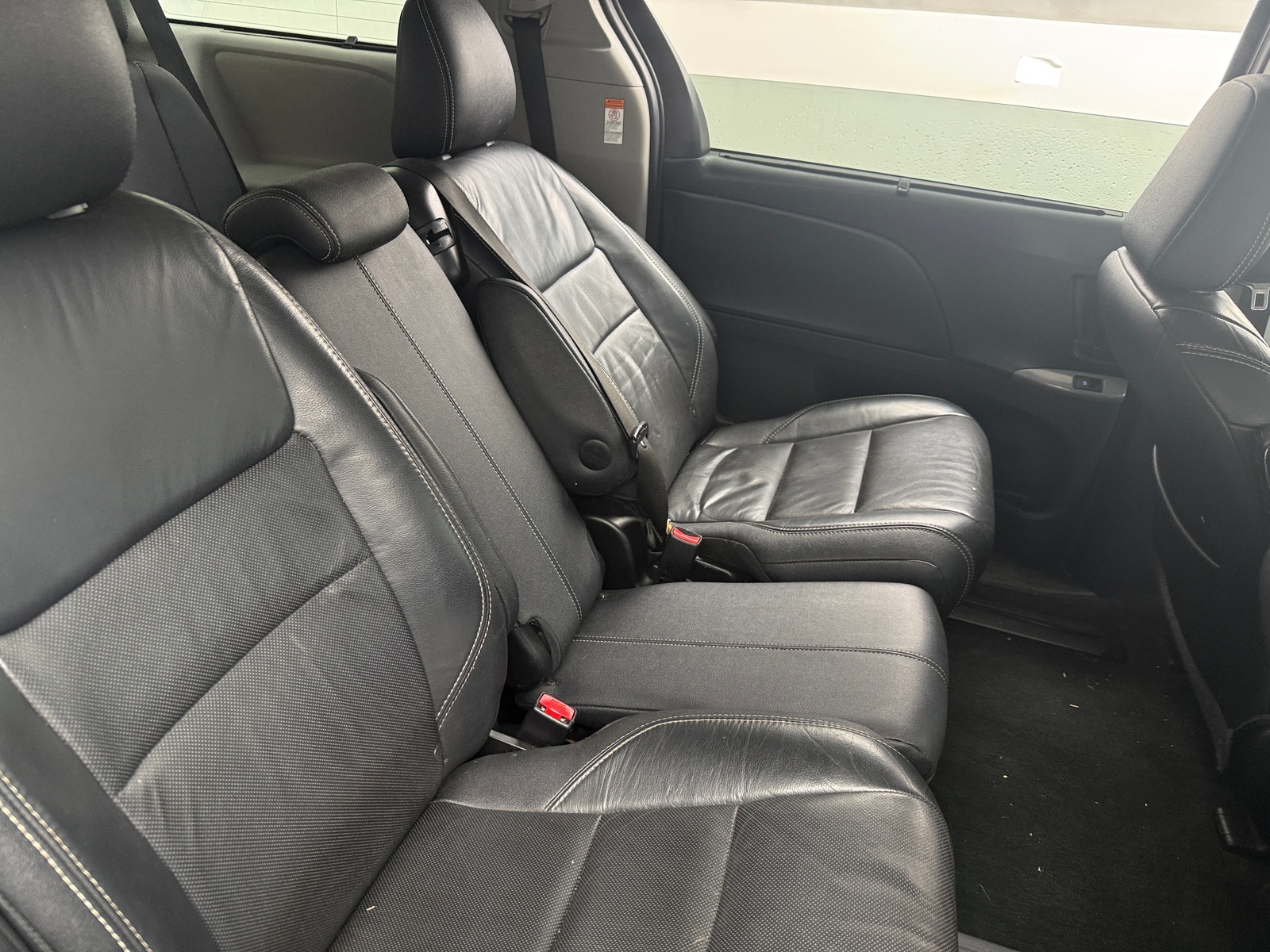 Thumbnail: 2015 Toyota Sienna - 5