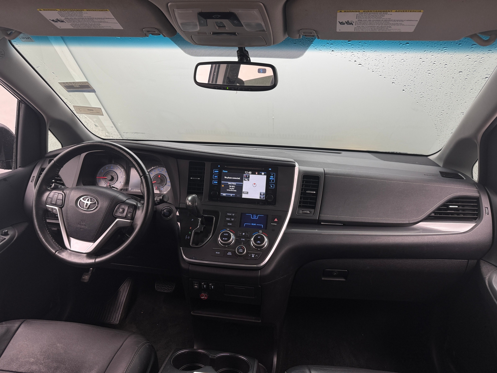 Thumbnail: 2015 Toyota Sienna - 2