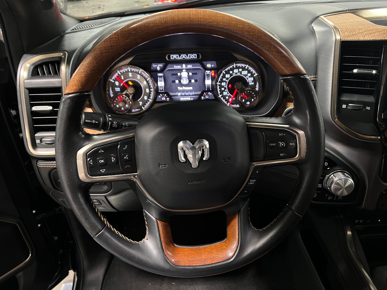 Thumbnail: 2019 RAM 1500 - 4