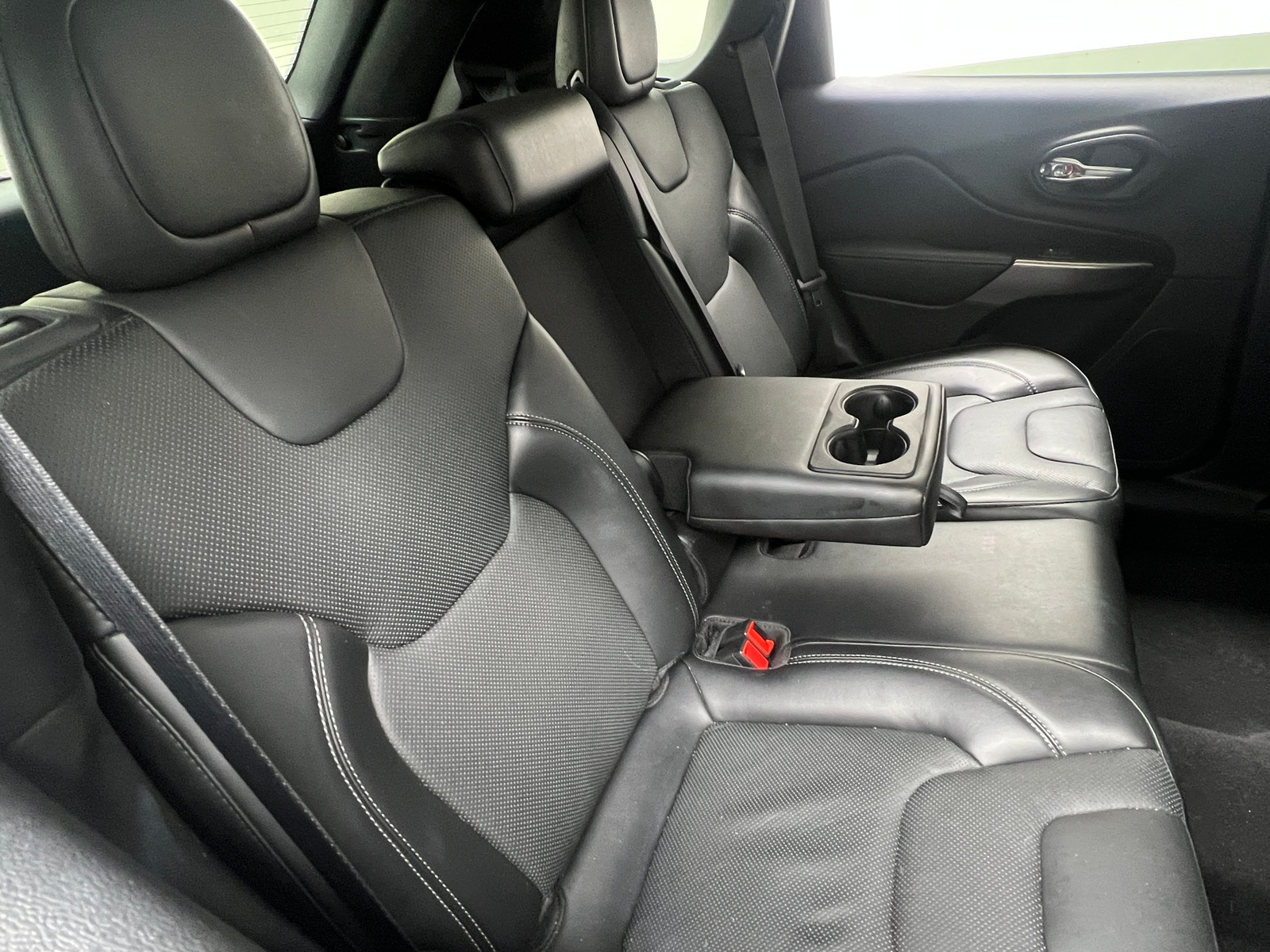 Thumbnail: 2021 Jeep Cherokee - 5