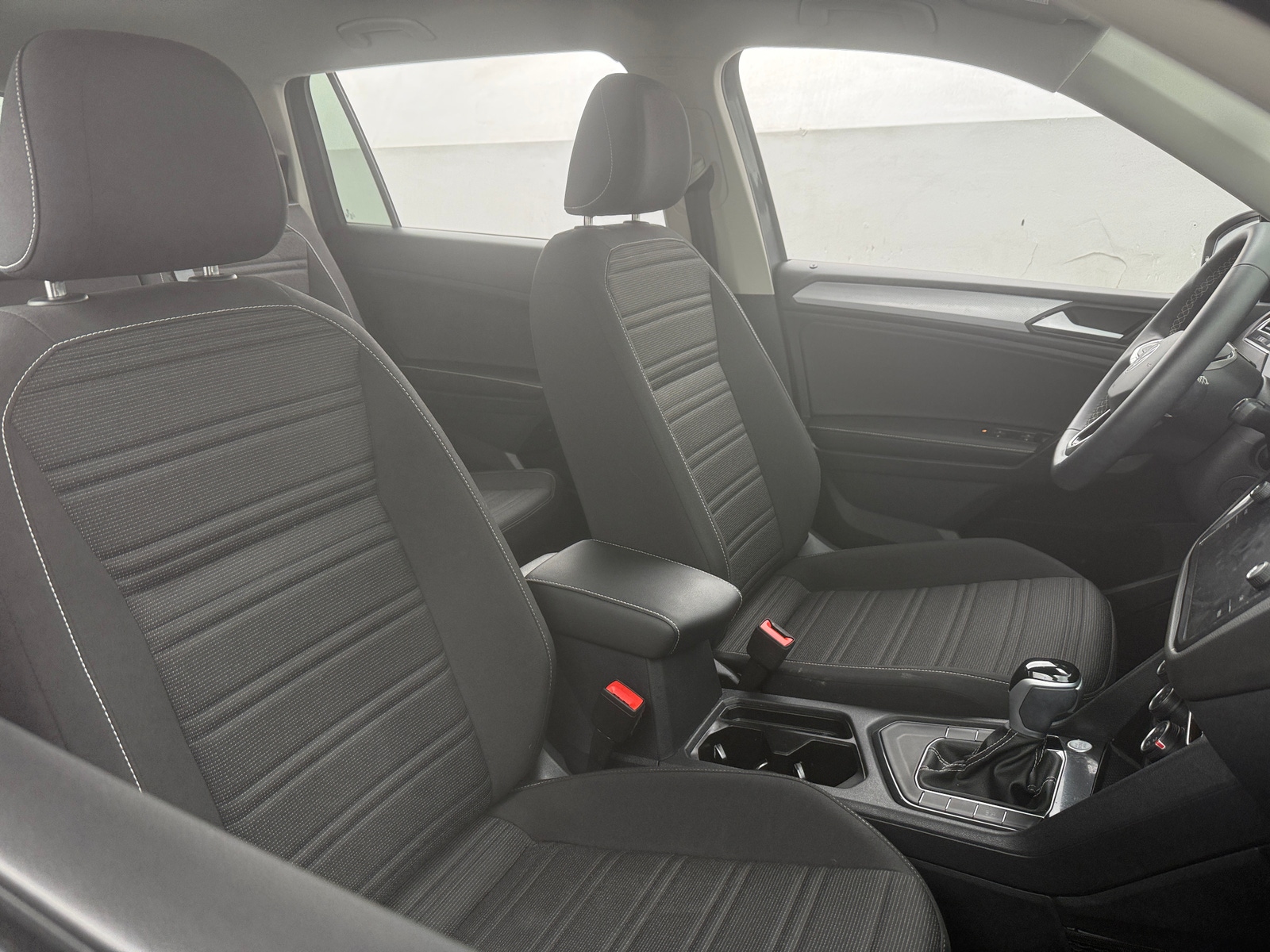 Thumbnail: 2024 Volkswagen Tiguan - 2