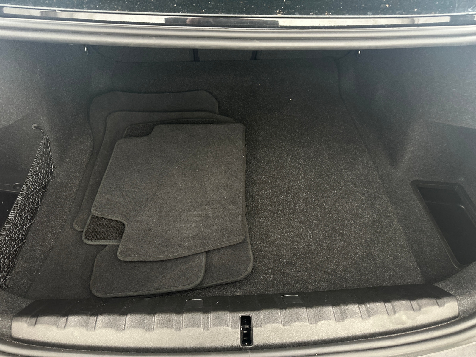 Thumbnail: 2025 BMW 4 Series - 4